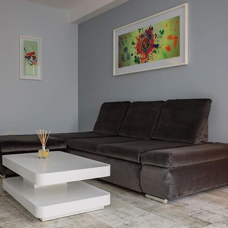 Central Bliss Suceava Exterior foto
