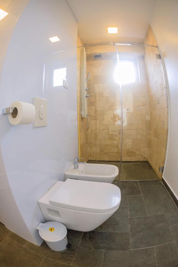 Central Bliss Suceava Exterior foto